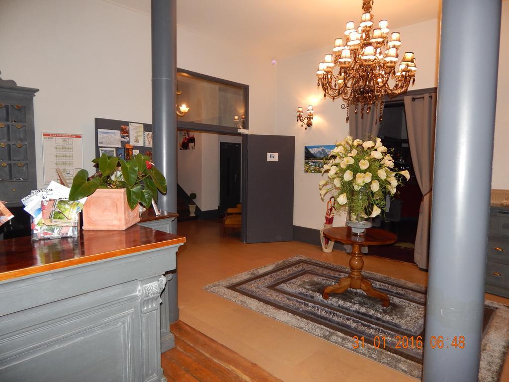 Homtel Le Parc Hotel Allevard Kültér fotó