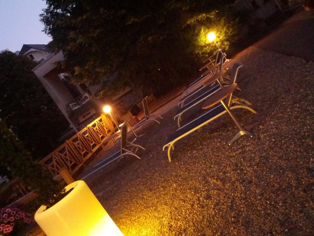Homtel Le Parc Hotel Allevard Kültér fotó